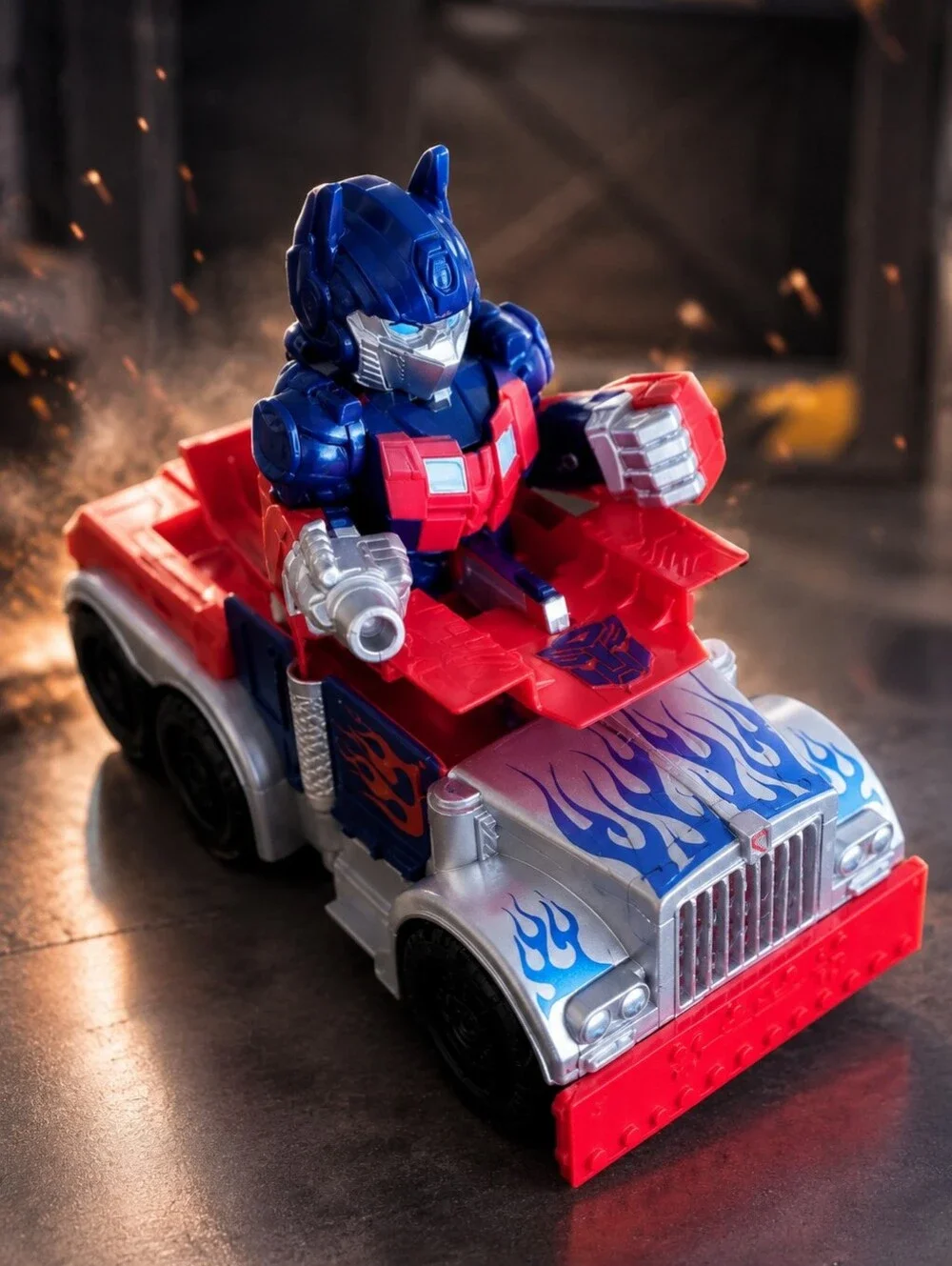 2008 Hasbro Transformers RPMs Battle Chargers Optimus Prime Truck Figure